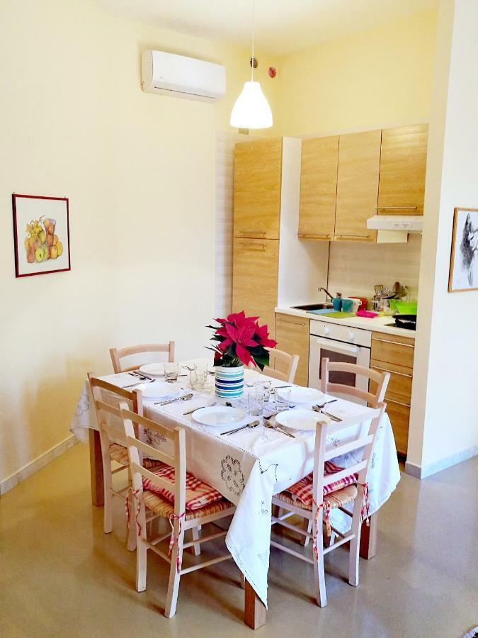 Brezzolina Apartment With Parking Bitonto Kültér fotó