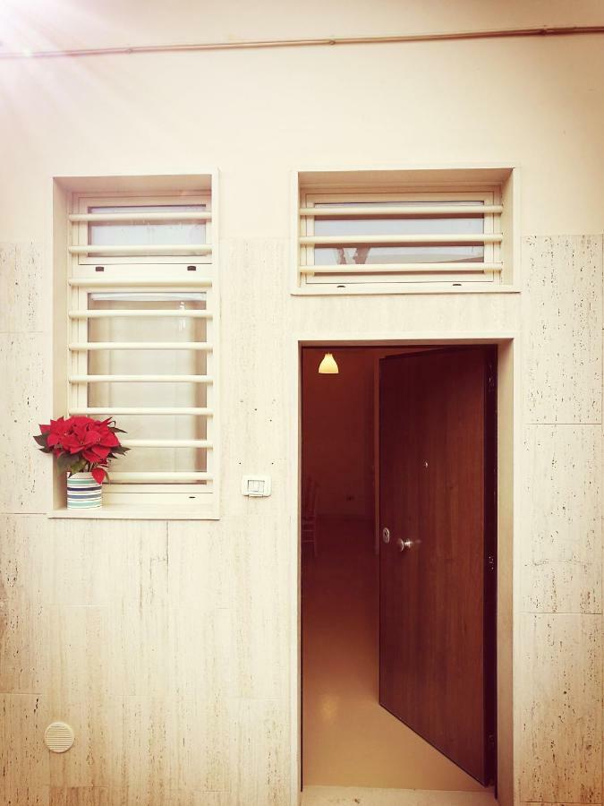 Brezzolina Apartment With Parking Bitonto Kültér fotó